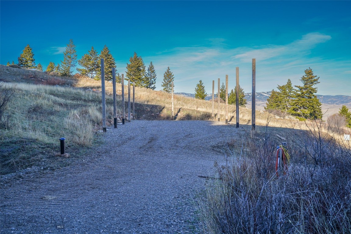 Yellowstone Basin Properties - Land