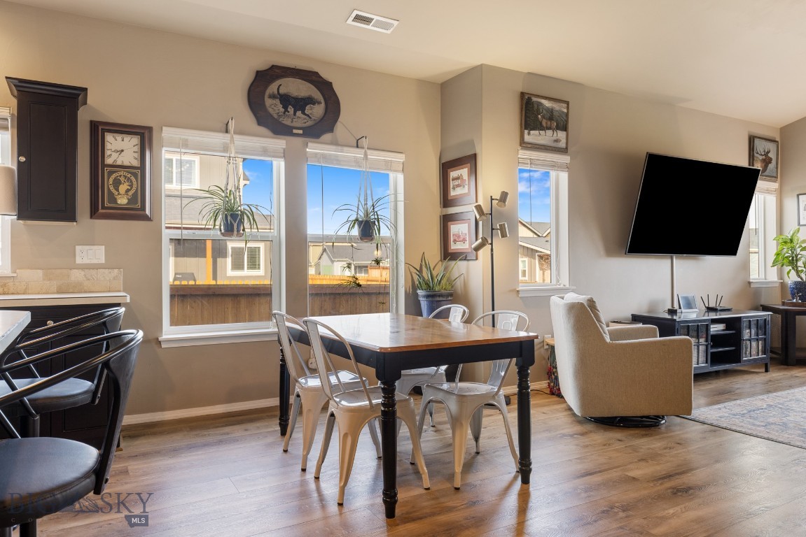 5525 May Fly Street