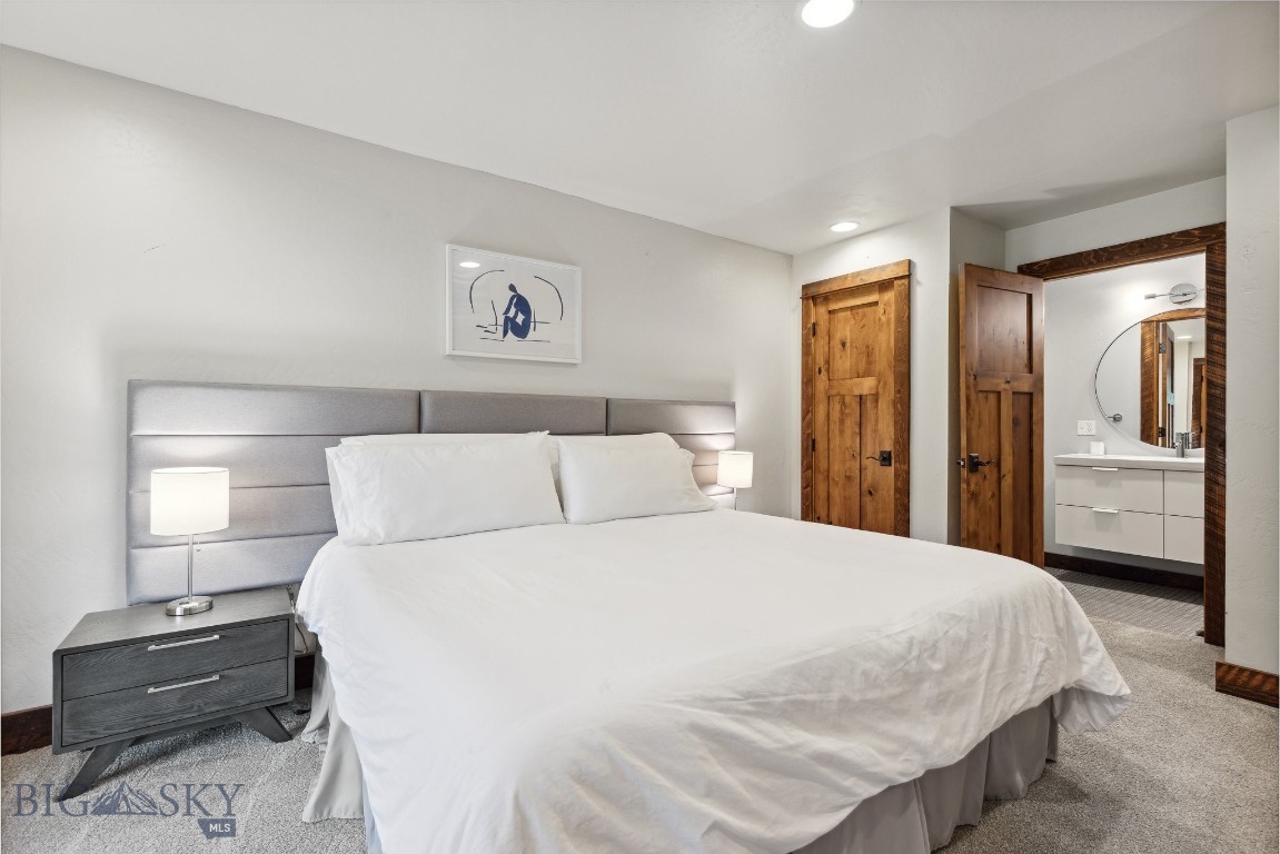 Bozeman, Montana 59715, United States, 5 Bedrooms Bedrooms, ,5 BathroomsBathrooms,Residential,Active,44002