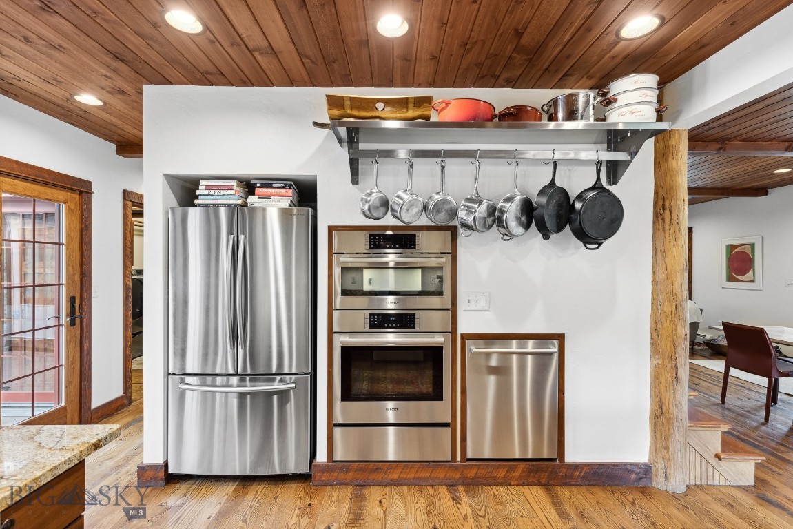 Bozeman, Montana 59715, United States, 5 Bedrooms Bedrooms, ,5 BathroomsBathrooms,Residential,Active,44002