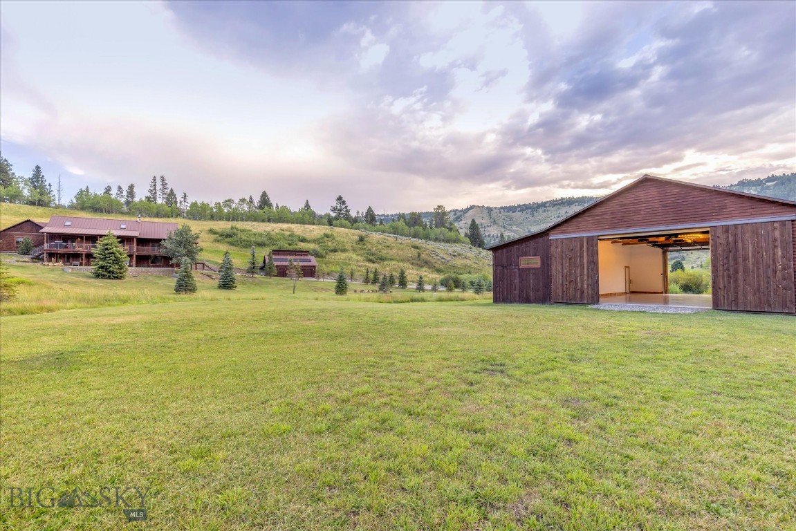 Bozeman, Montana 59715, United States, 5 Bedrooms Bedrooms, ,5 BathroomsBathrooms,Residential,Active,44002
