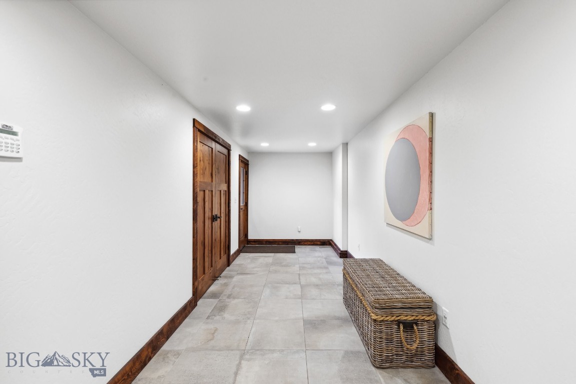 Bozeman, Montana 59715, United States, 5 Bedrooms Bedrooms, ,5 BathroomsBathrooms,Residential,Active,44002