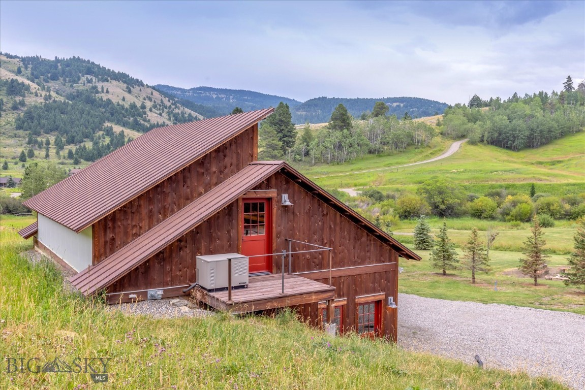 Bozeman, Montana 59715, United States, 5 Bedrooms Bedrooms, ,5 BathroomsBathrooms,Residential,Active,44002
