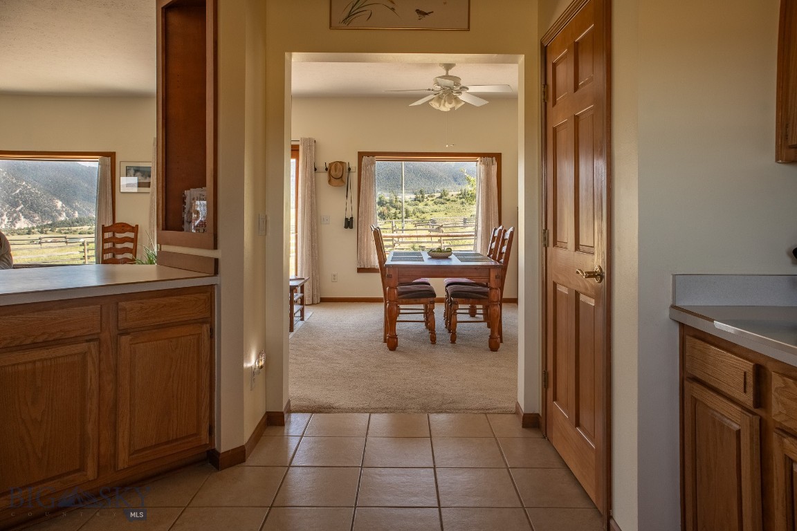 Livingston, Montana 59047, United States, 3 Bedrooms Bedrooms, ,2 BathroomsBathrooms,Residential,Contingent,63631