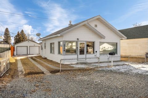 Photo of 2108 Walnut St, Butte, MT 59701 (MLS # 408640)