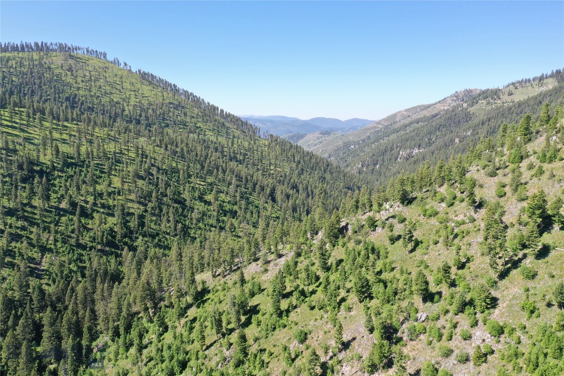 7 Garnet Range Tract