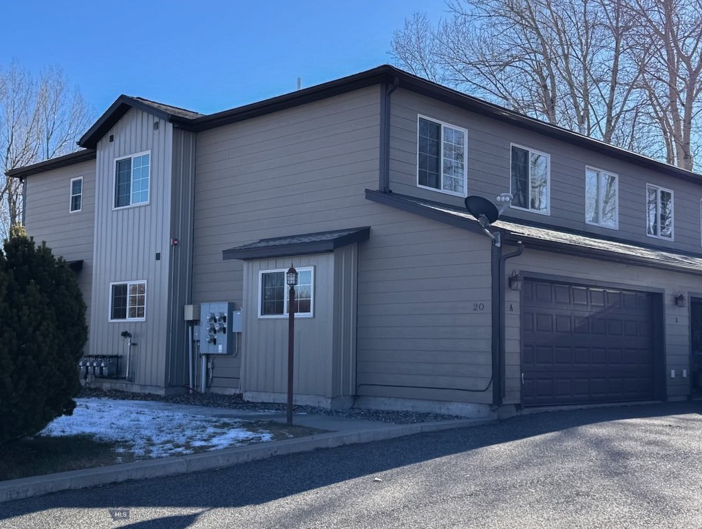 Falcon Hollow - Residential