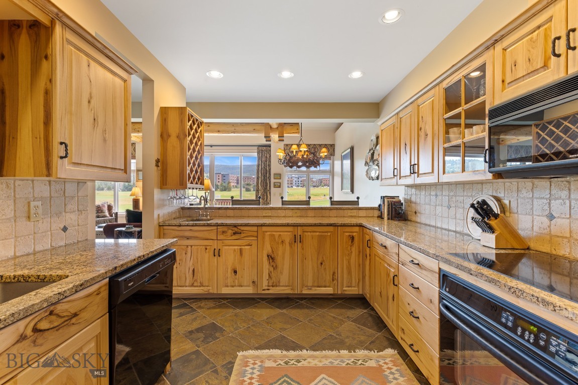 Crail Creek Club Condos - Residential