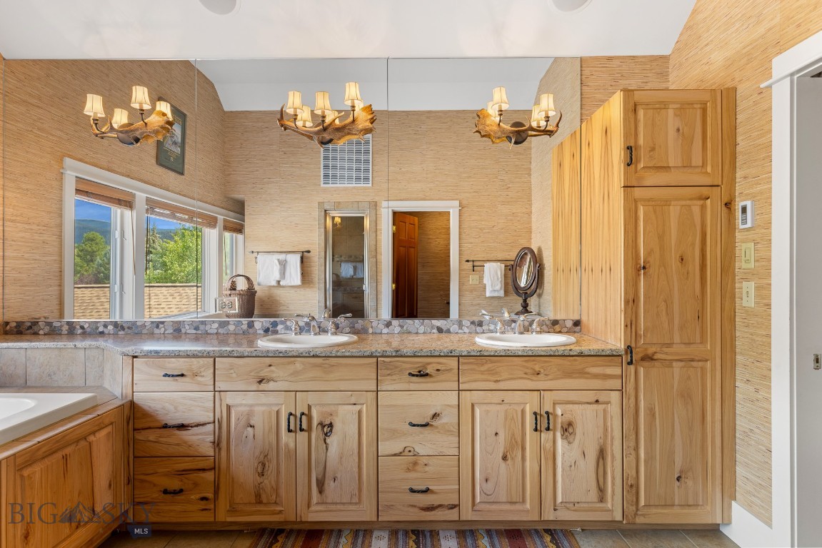 Crail Creek Club Condos - Residential