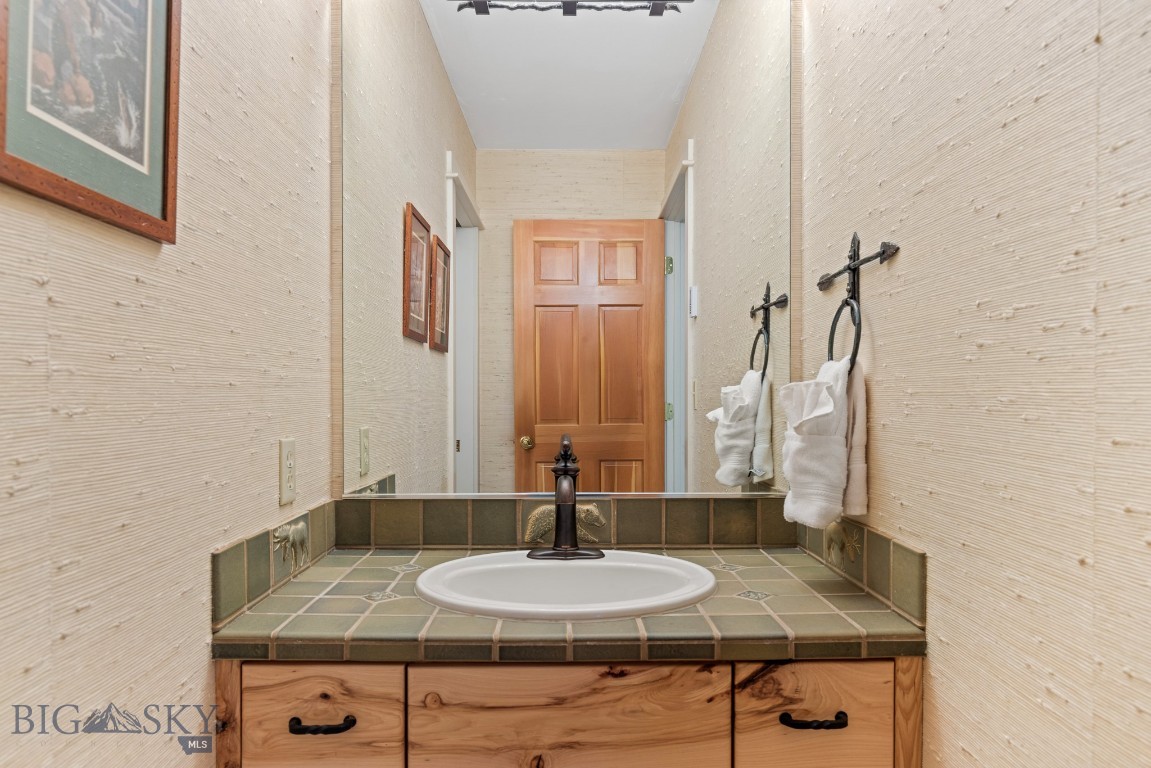 Crail Creek Club Condos - Residential