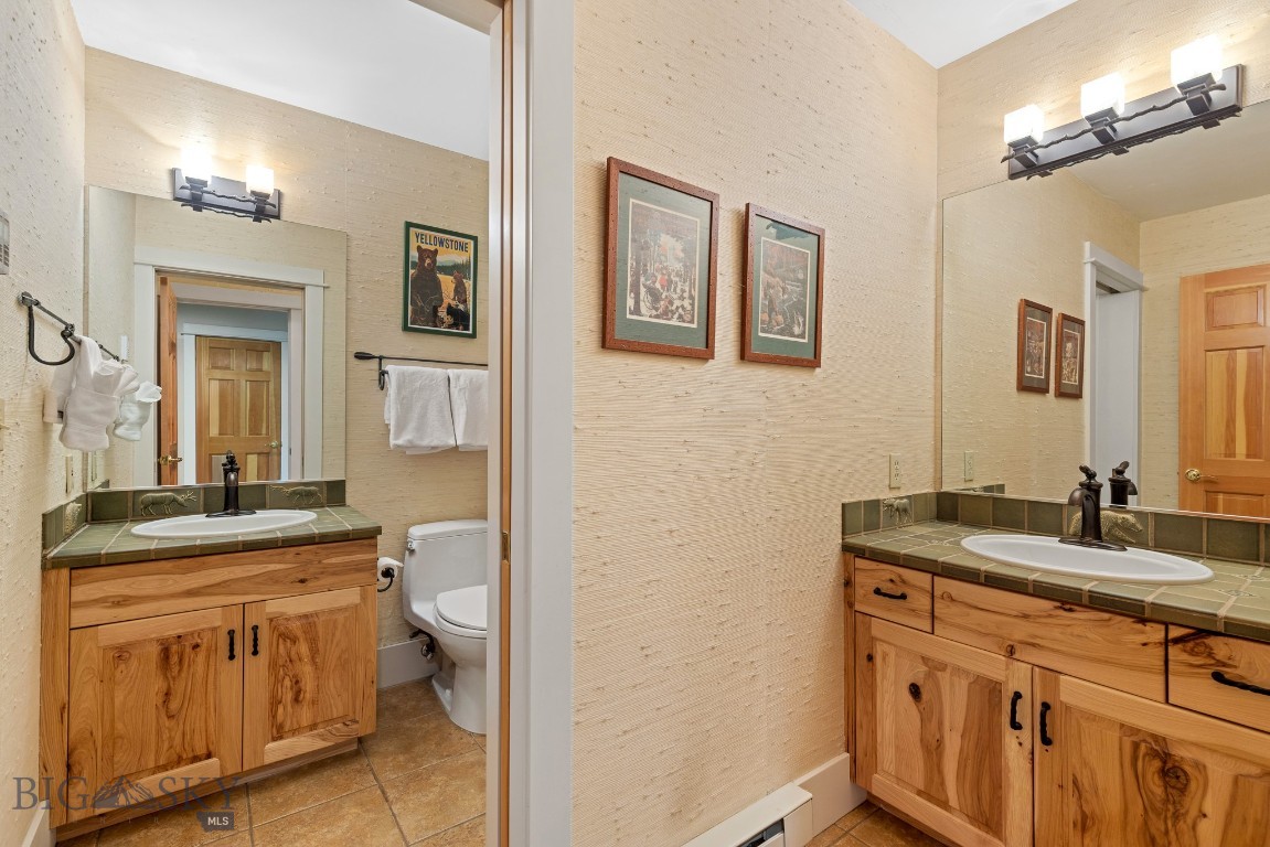Crail Creek Club Condos - Residential