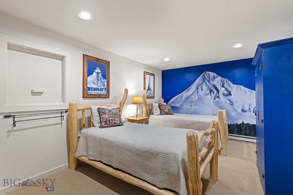 Crail Creek Club Condos - Residential