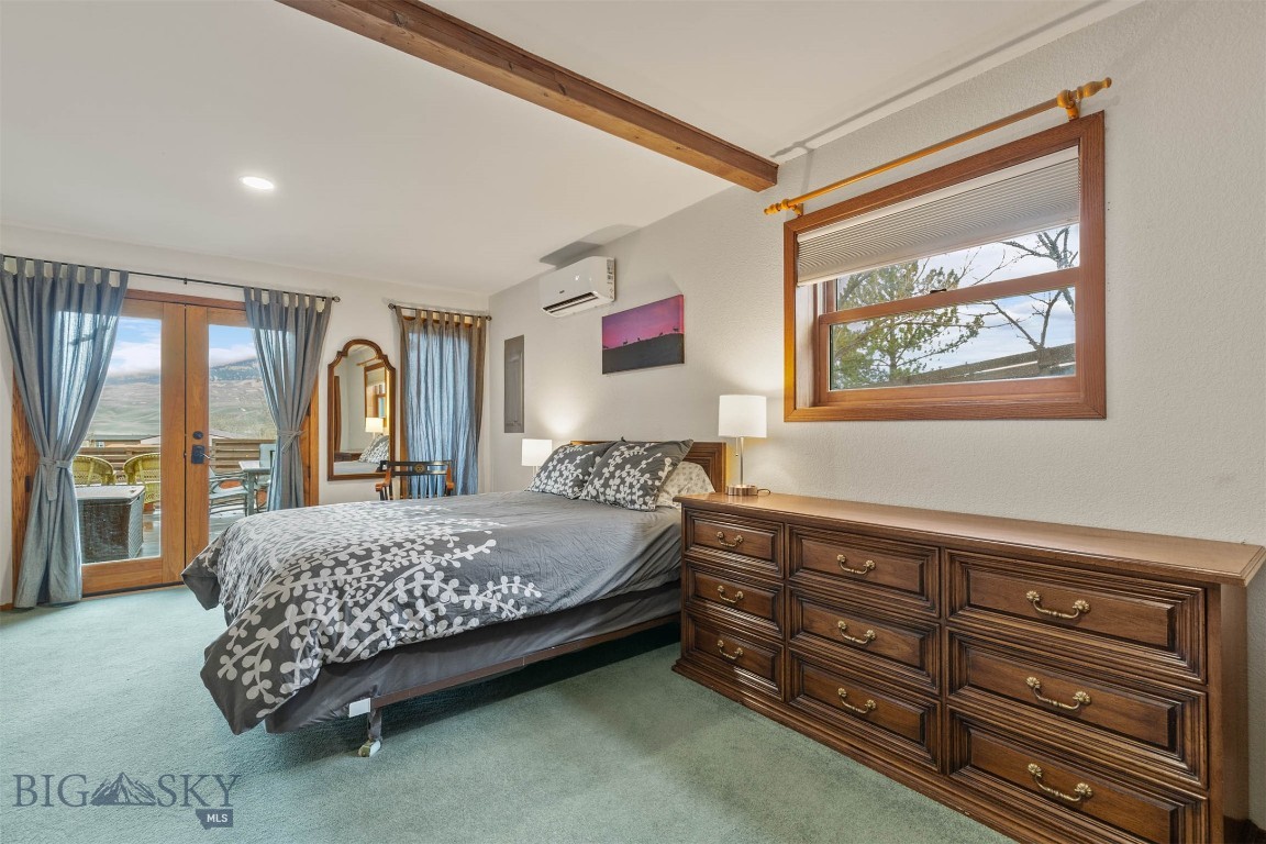 Solar Mountain - Residential