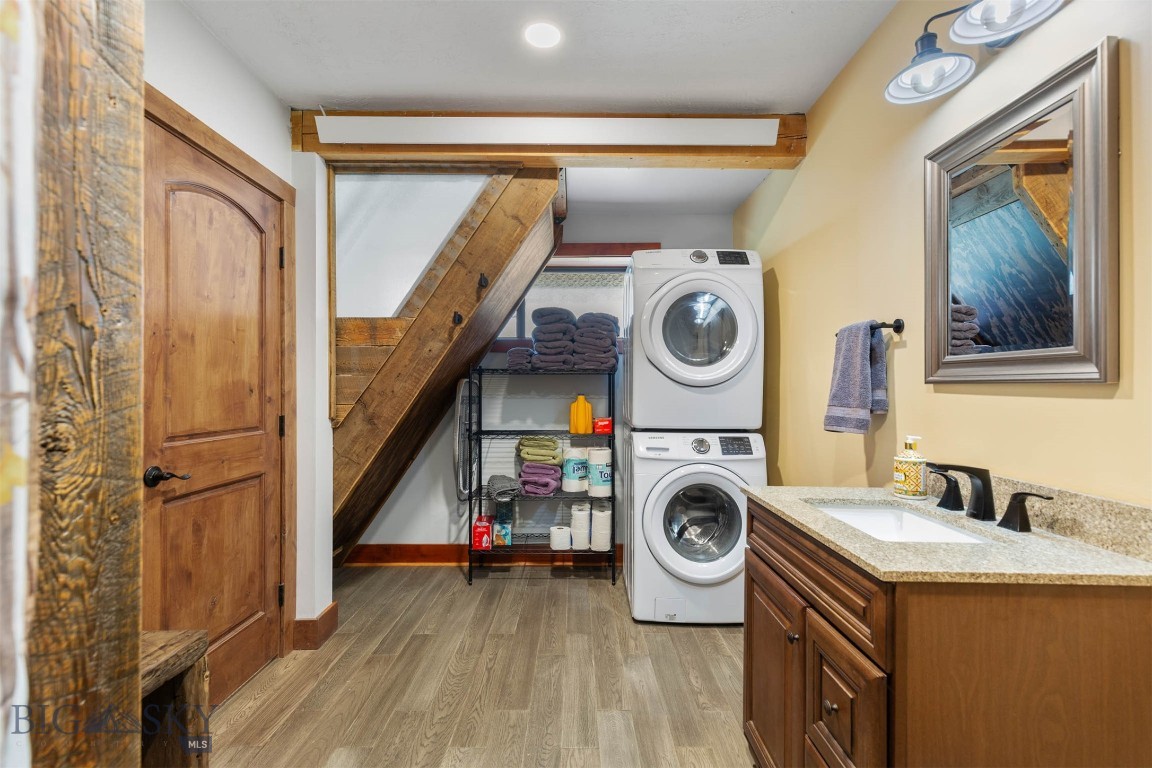 Solar Mountain - Residential