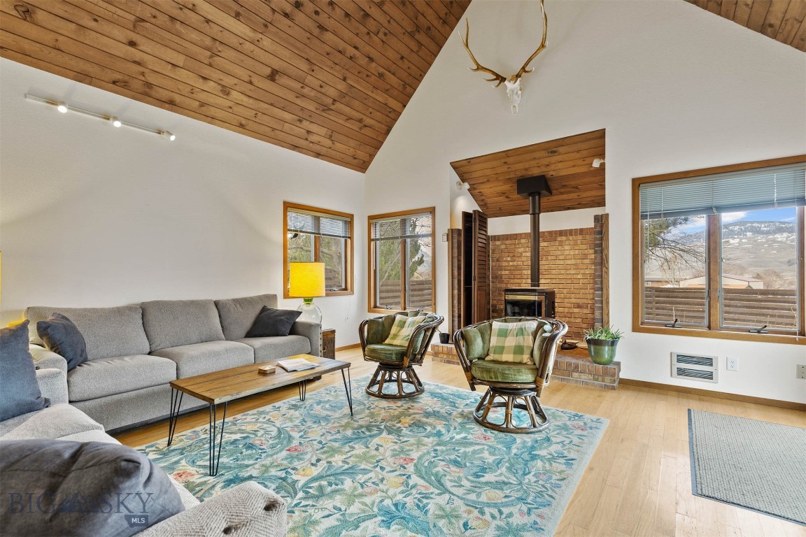 Solar Mountain - Residential