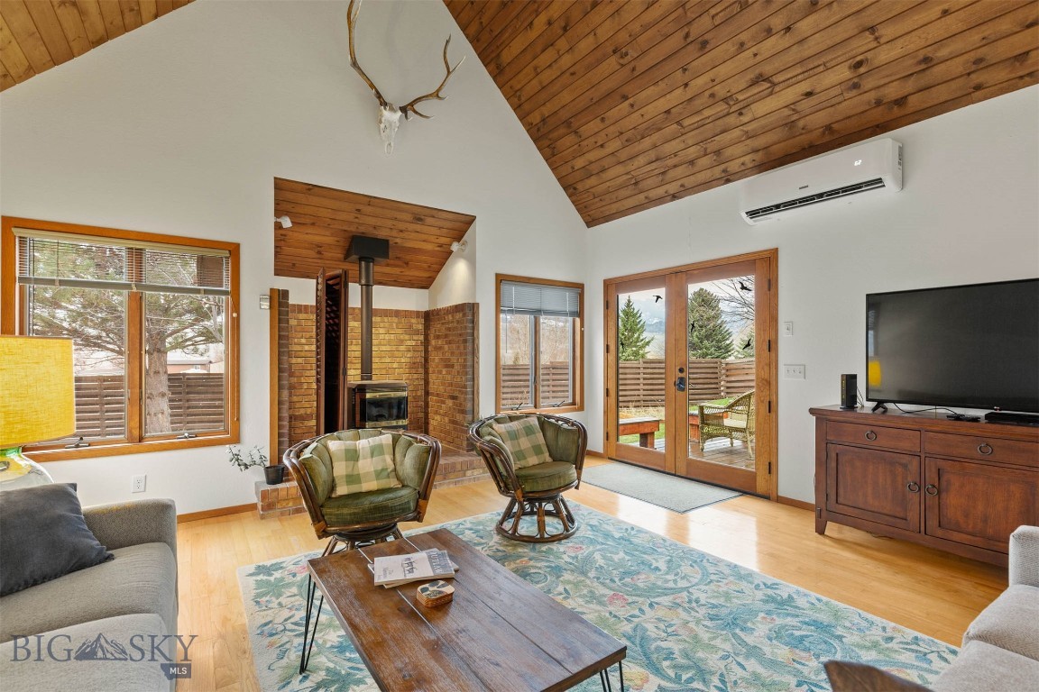 Solar Mountain - Residential