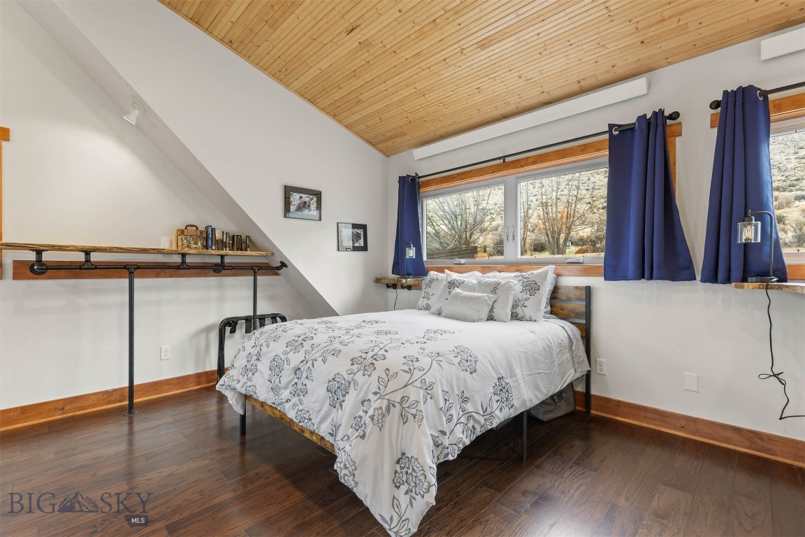 Solar Mountain - Residential