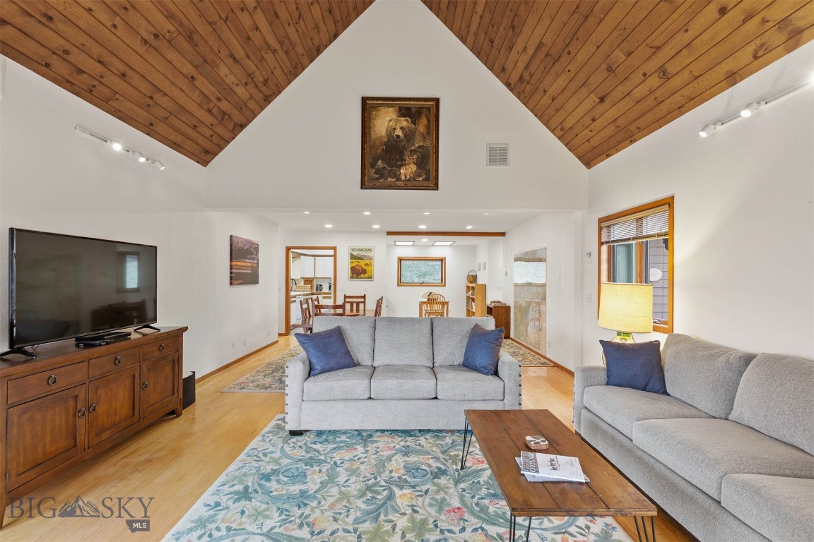 Solar Mountain - Residential