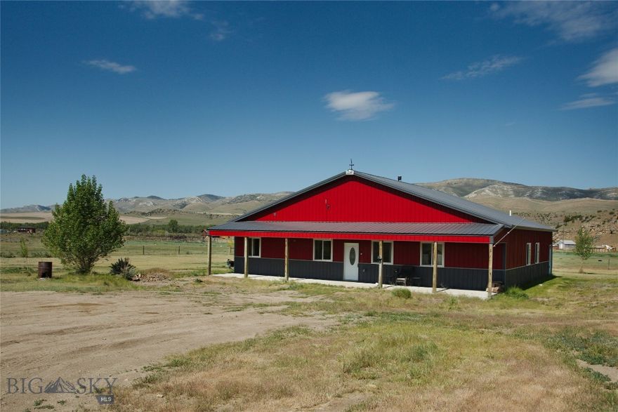 FIND YOUR PEACE & QUIET on this nearly 9 Acre property in the Clarkston Valley just a few minutes down the road from the Missouri River. Fabulous floorplan boasts open kitchen/dining area with large breakfast bar, 4 spacious bedrooms with ample closet space and Huge Family/Entertainment room. Double wall ovens make cooking a treat,   Rock firplace, copper kitchen sink, pantry, double sinks in both bathrooms. Fenced pasture, storage shed and gorgeous views with plenty of room to build the shop of your dreams.  If your hobbies include horses, fishing, kayaking, hiking, gardening, or simpling soaking up the sun sitting on a rocker on the front porch, this one just might be home for you!