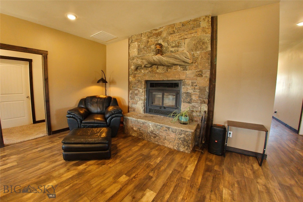 Ponderosa Pines - Residential