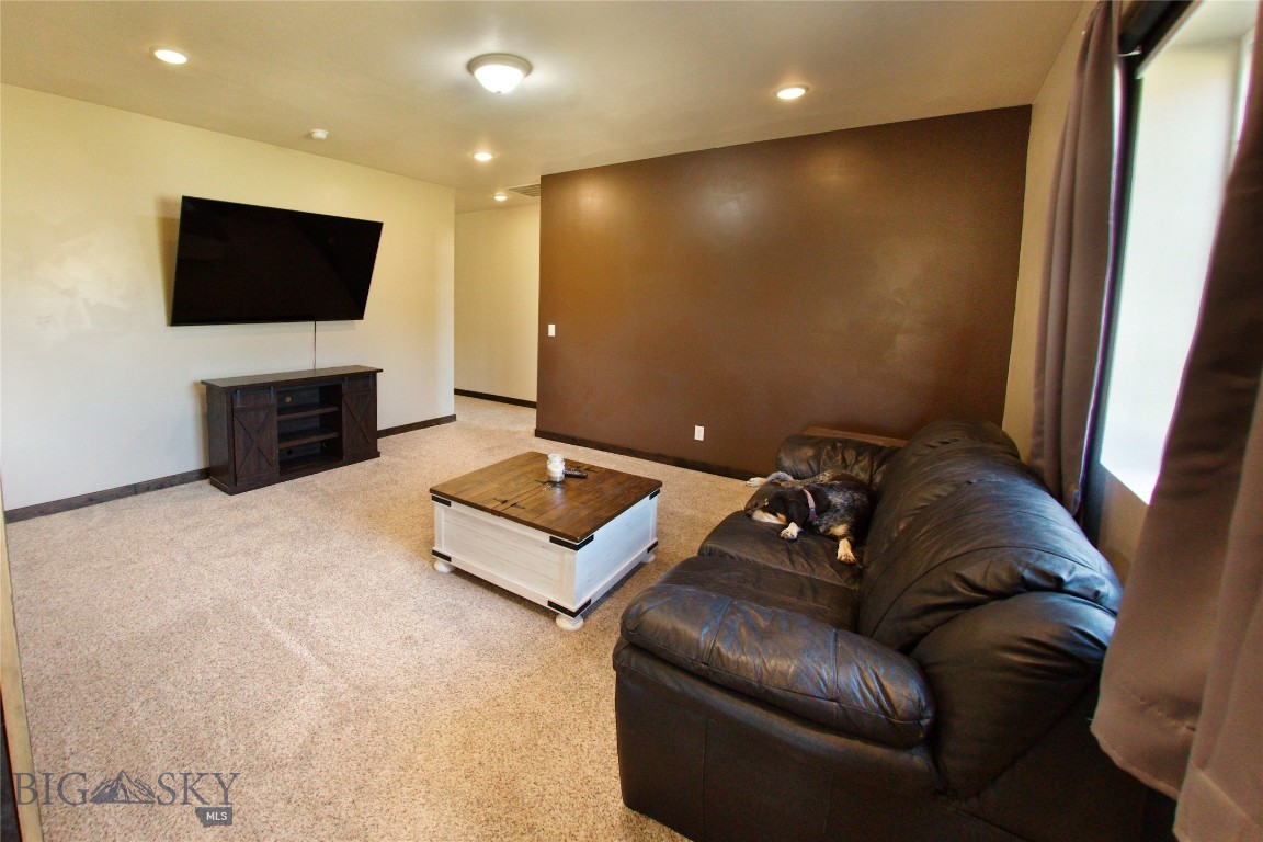 Ponderosa Pines - Residential
