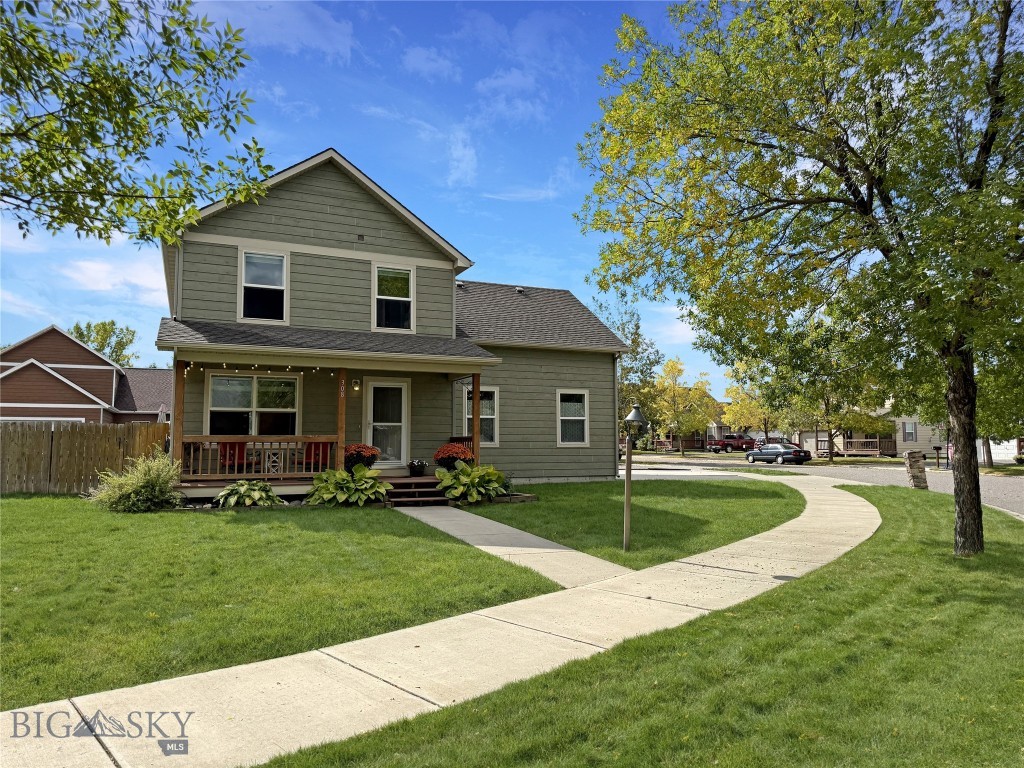 River Rock and Royal Village - Residential
