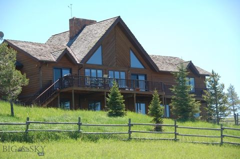 Photo of 6008 Skyline Lane, Bozeman, MT 59715 (MLS # 410048)