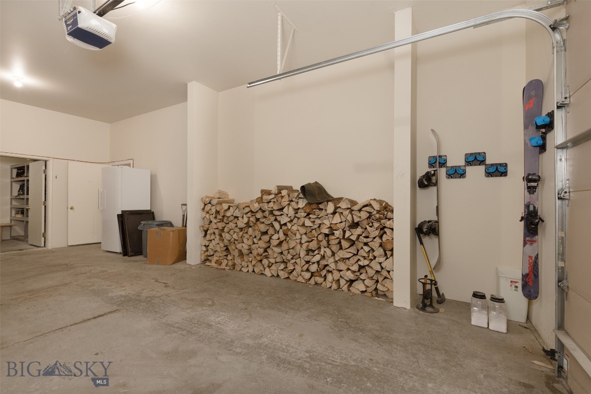 Beaverhead Condos - Residential