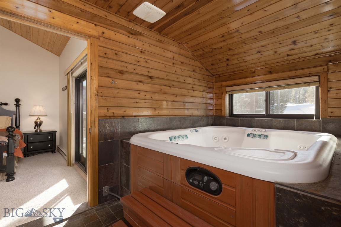 Beaverhead Condos - Residential