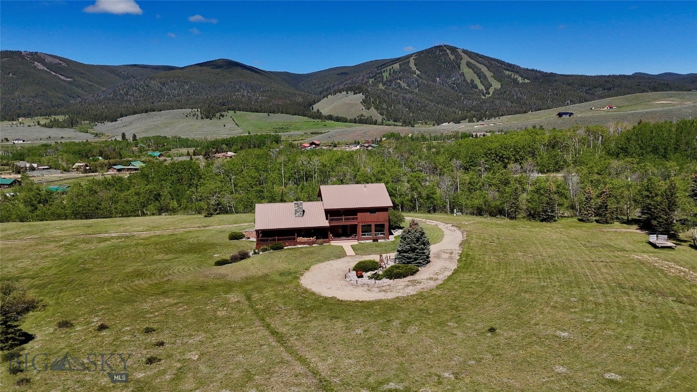1105 Clark Creek