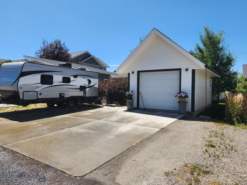 Valley West - Residential