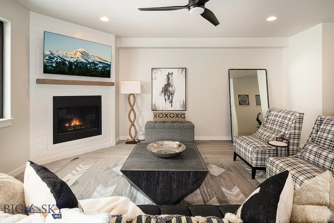Big Sky Hidden Village Condo - Residential