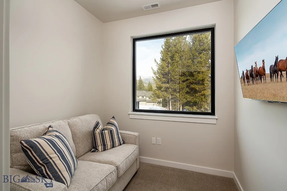 Big Sky Hidden Village Condo - Residential