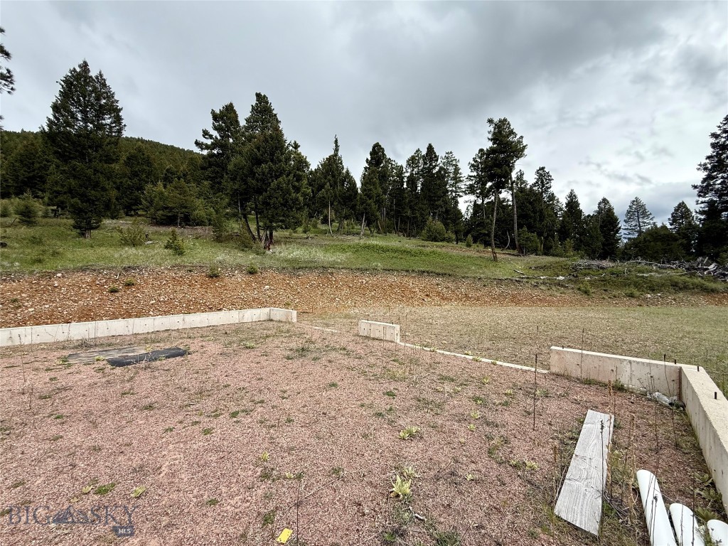 mining claim - Land