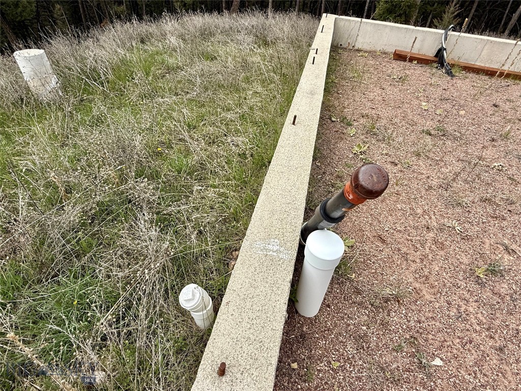 mining claim - Land