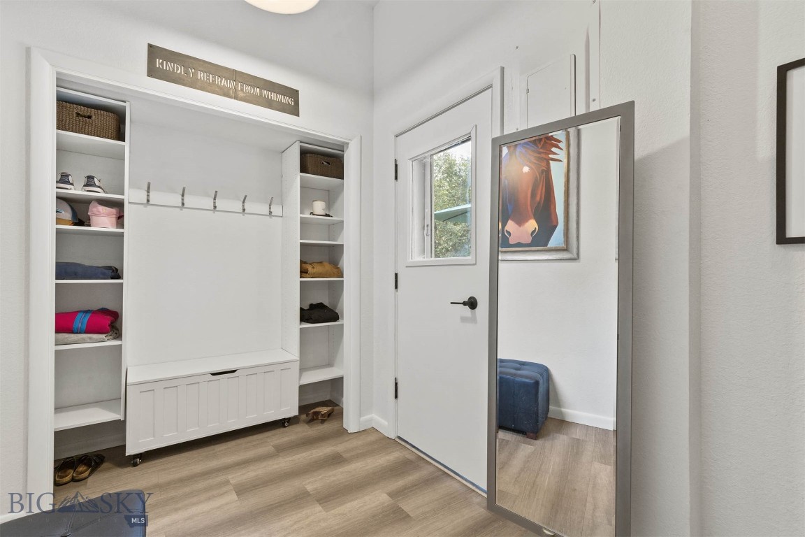 Manhattan, Montana 59741, United States, 5 Bedrooms Bedrooms, ,2 BathroomsBathrooms,Residential,Contingent,50414