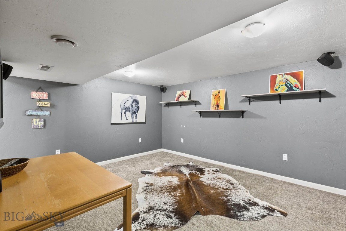 Manhattan, Montana 59741, United States, 5 Bedrooms Bedrooms, ,2 BathroomsBathrooms,Residential,Contingent,50414