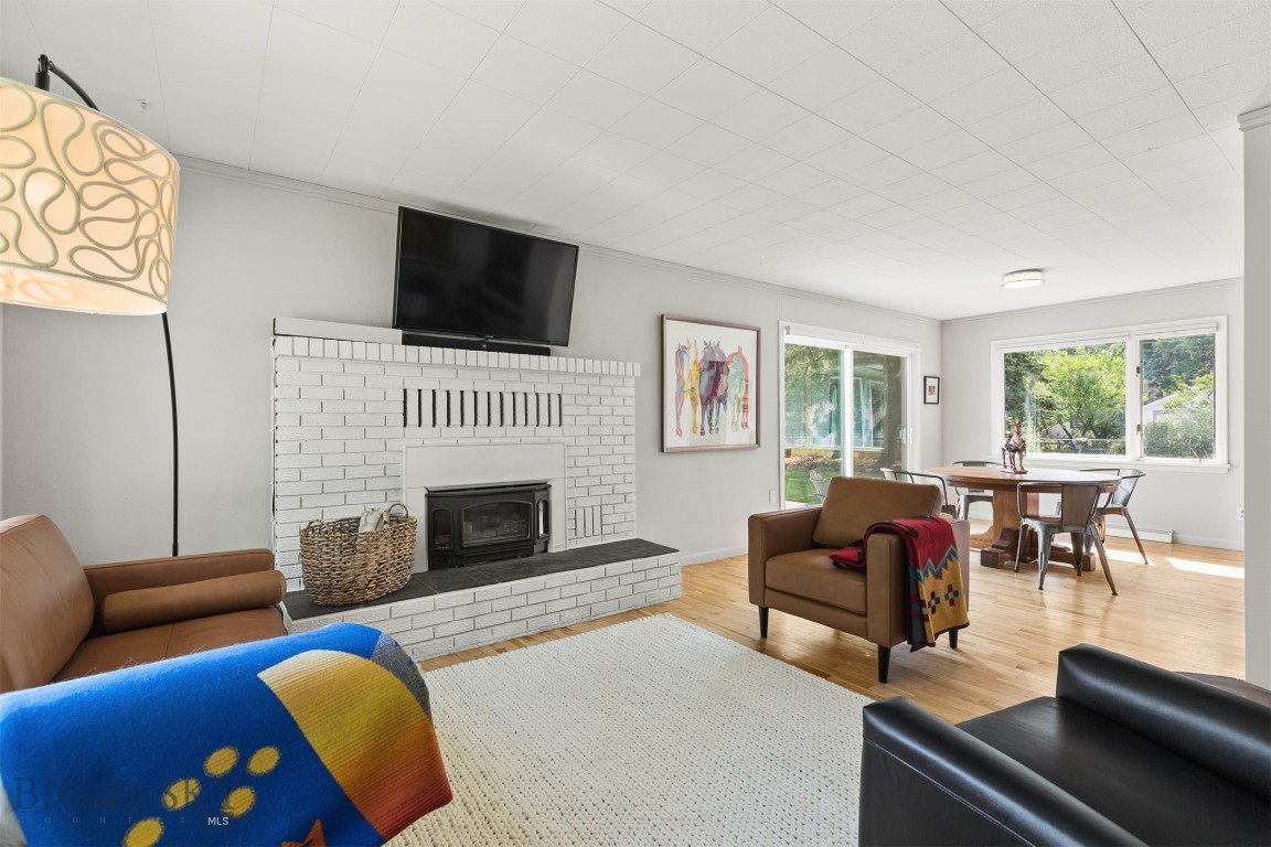 Manhattan, Montana 59741, United States, 5 Bedrooms Bedrooms, ,2 BathroomsBathrooms,Residential,Contingent,50414