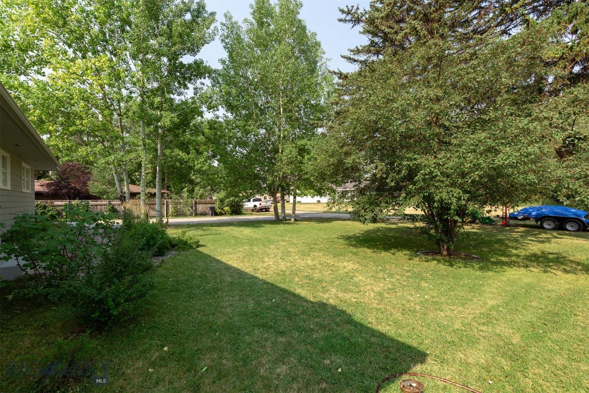 Manhattan, Montana 59741, United States, 5 Bedrooms Bedrooms, ,2 BathroomsBathrooms,Residential,Contingent,50414