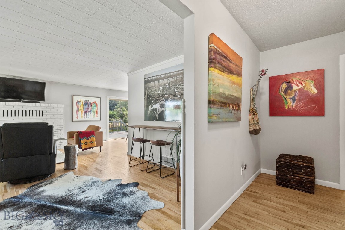 Manhattan, Montana 59741, United States, 5 Bedrooms Bedrooms, ,2 BathroomsBathrooms,Residential,Contingent,50414