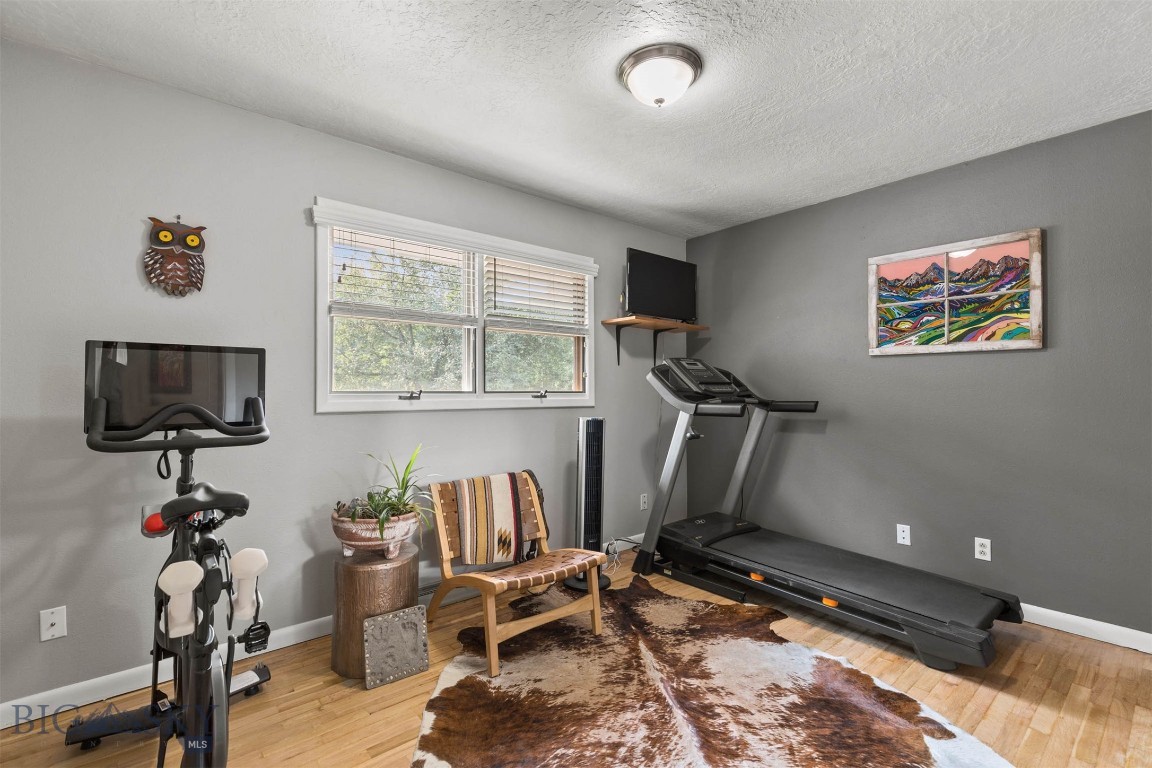 Manhattan, Montana 59741, United States, 5 Bedrooms Bedrooms, ,2 BathroomsBathrooms,Residential,Contingent,50414