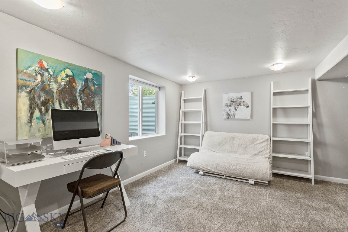 Manhattan, Montana 59741, United States, 5 Bedrooms Bedrooms, ,2 BathroomsBathrooms,Residential,Contingent,50414