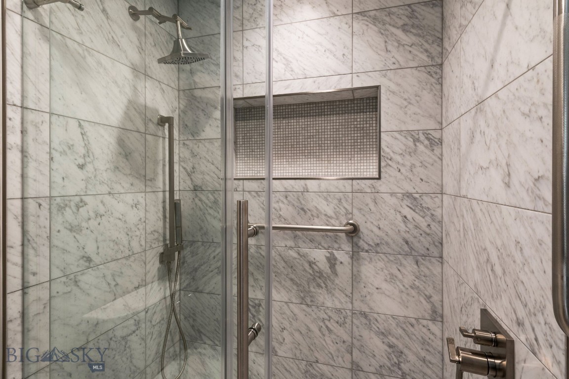 5 W Mendenhall Street 414