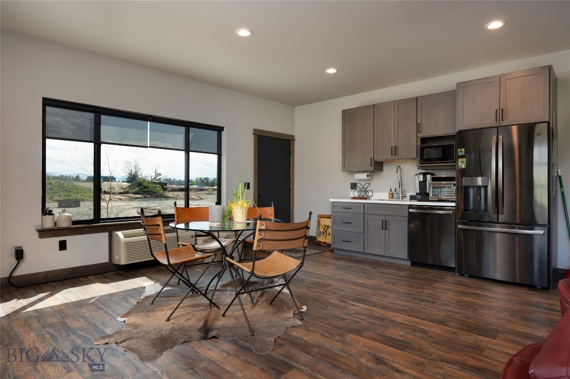 Ross Creek - Residential