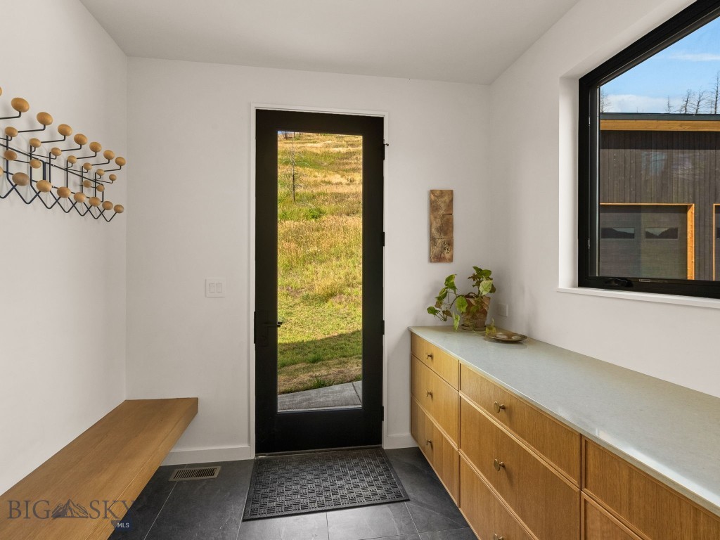 44 Midway Bridger Road