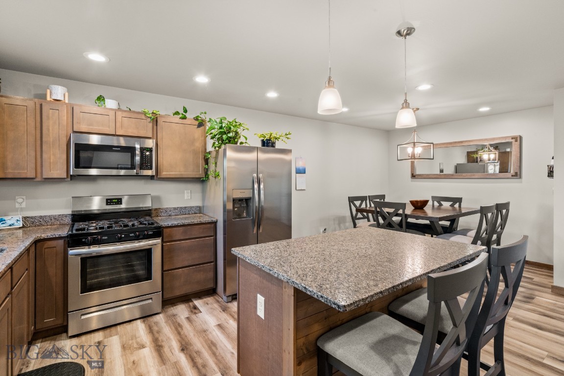 Belgrade, Montana 59714, United States, 3 Bedrooms Bedrooms, ,3 BathroomsBathrooms,Residential,Contingent,64922