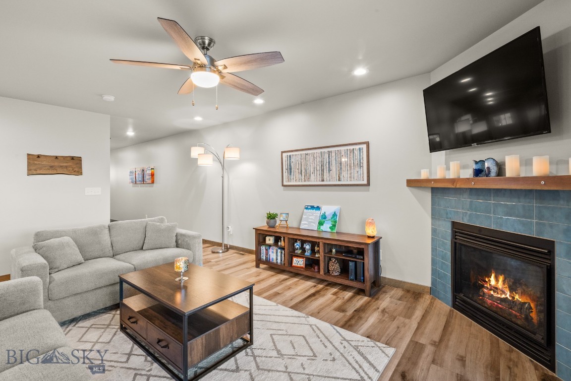 Belgrade, Montana 59714, United States, 3 Bedrooms Bedrooms, ,3 BathroomsBathrooms,Residential,Contingent,64922