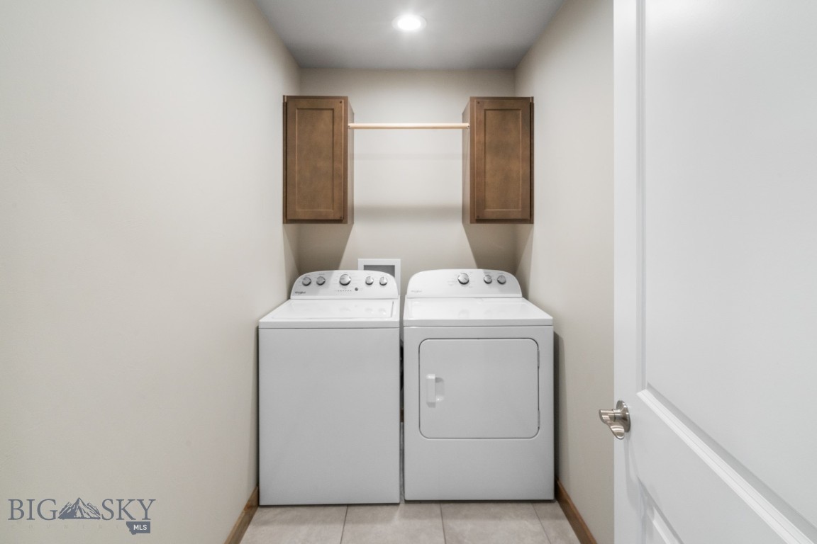 Belgrade, Montana 59714, United States, 3 Bedrooms Bedrooms, ,3 BathroomsBathrooms,Residential,Contingent,64922