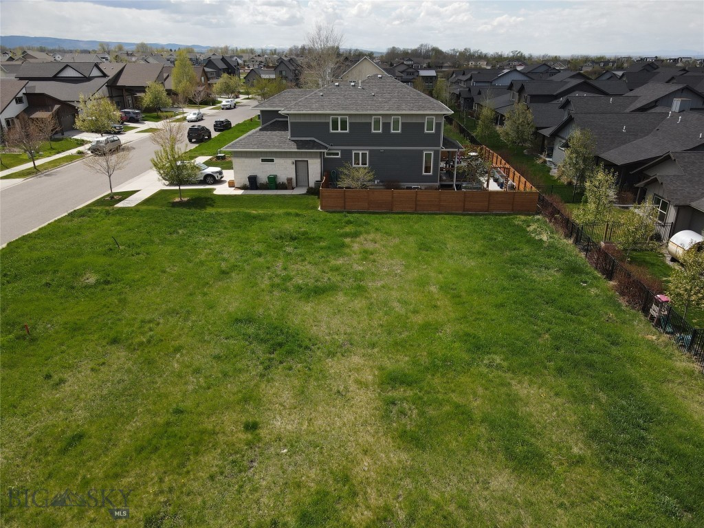 Southbridge - Land