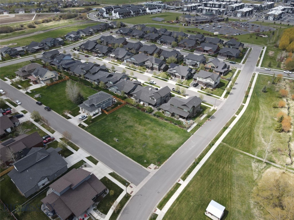 Southbridge - Land
